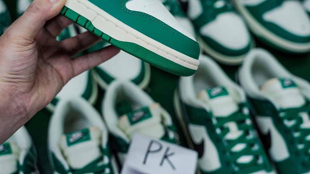 PK GOD Nike Dunk Low SE Lottery RETAIL MATERIALS READY TO SHIP